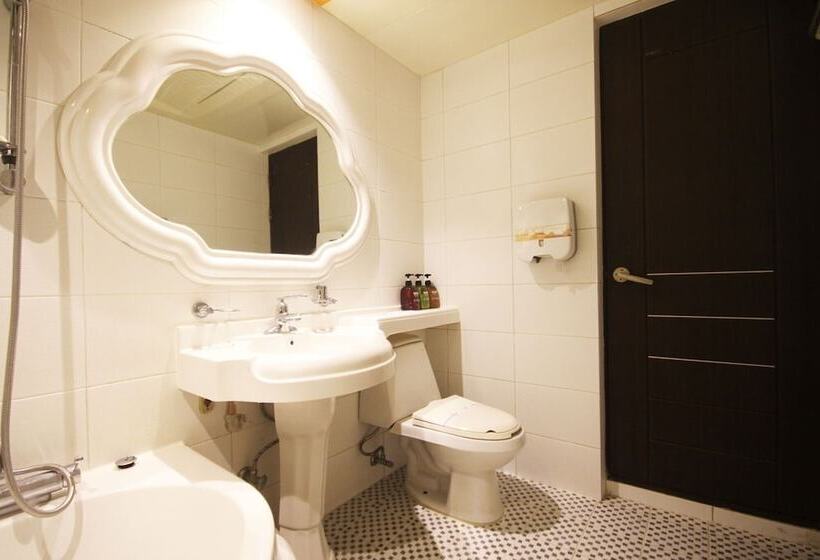 汽车旅馆  Geochang Cf