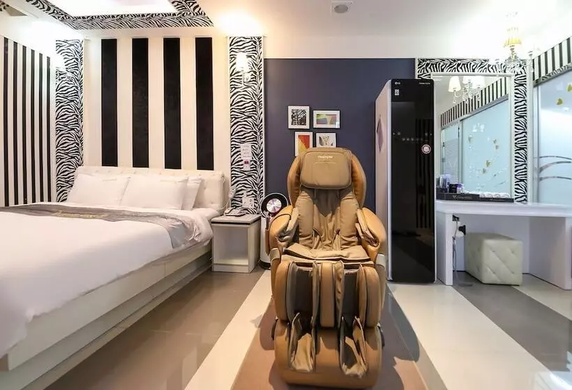 Goheung Swiss Self Check In Motel