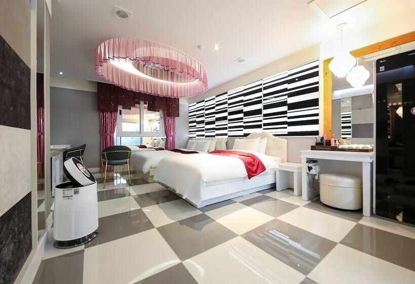 Goheung Swiss Self Check In Motel