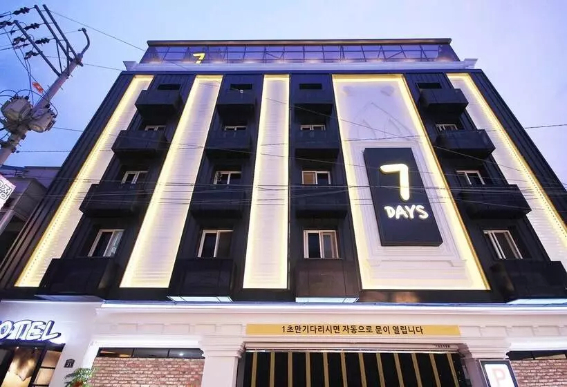 Motelli Gumi Indong Hotel 7days