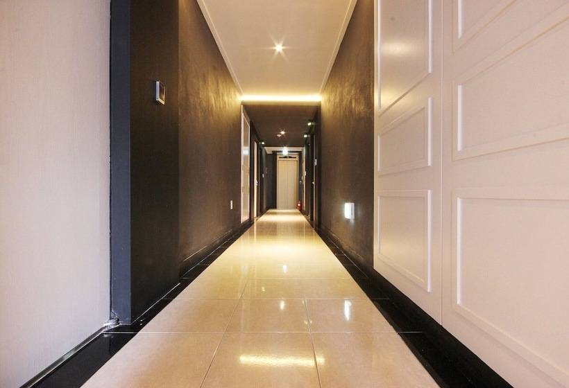 מוטל Gumi Indong Hotel 7days