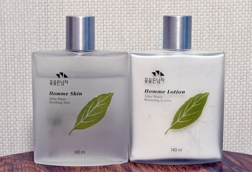 汽车旅馆  Haenam Ttangkkeut Beach