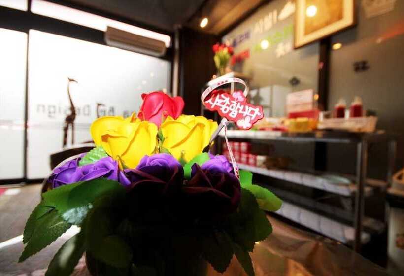 Motel Jeonju Deokjindong Hotel Wannabe