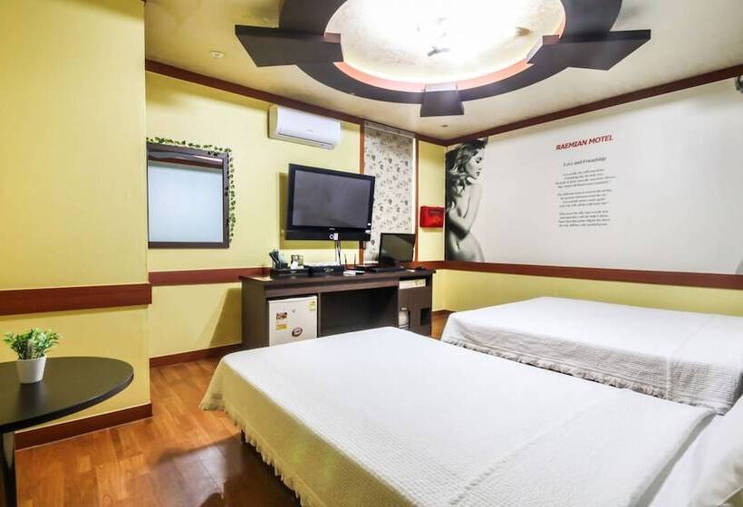 Motel Jeonju Uadong Raemian