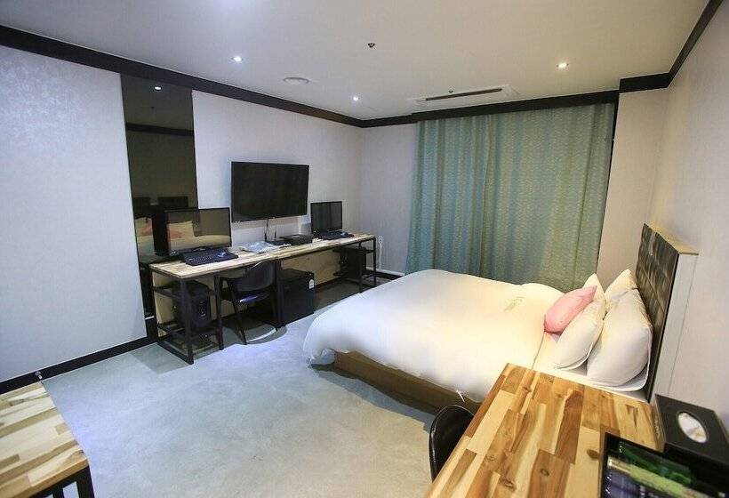 Motel Suwon Yeongtong Sg