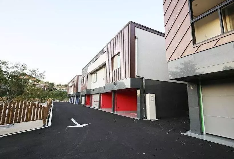 モーテル Yesan Ryu