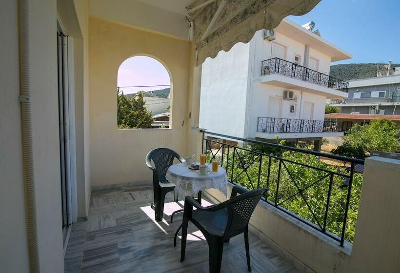 ペンション Aias Luxury Apartments