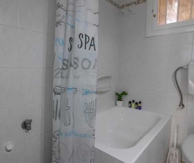 ペンション Aias Luxury Apartments