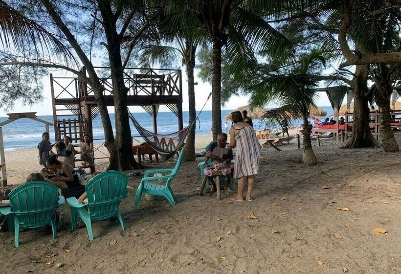 پانسیون Hidden Diamond