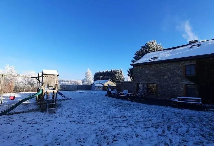 ペンション Les 12 Bois Du Cerf