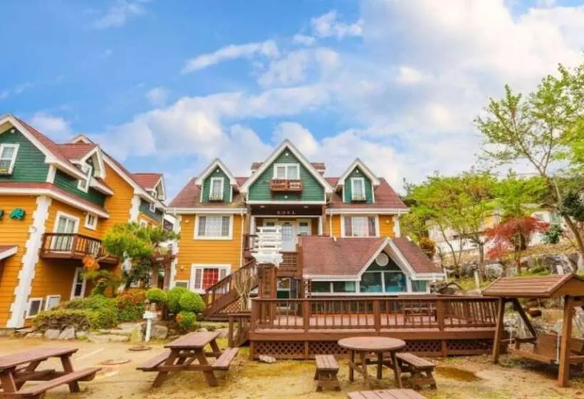 Majatalo Taean Oull Bed And Breakfast