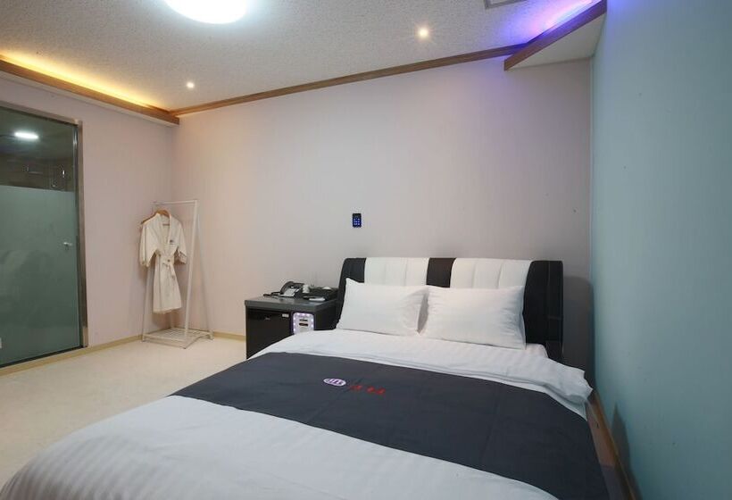 Yangyang Jm Self Checkin Motel