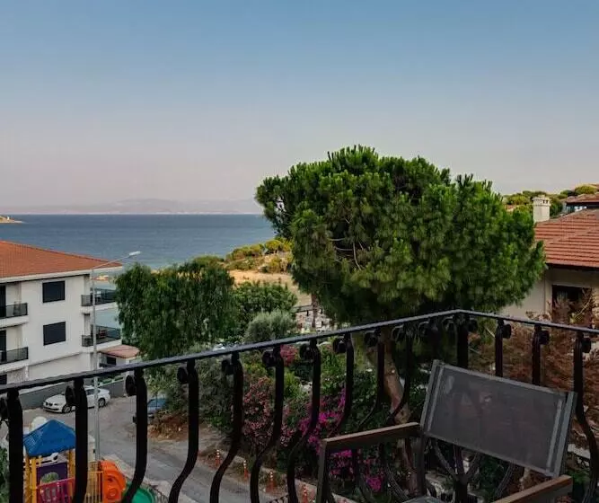 Atrium Taş Otel