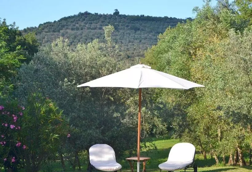 Characteristic Cottage With Private Pool