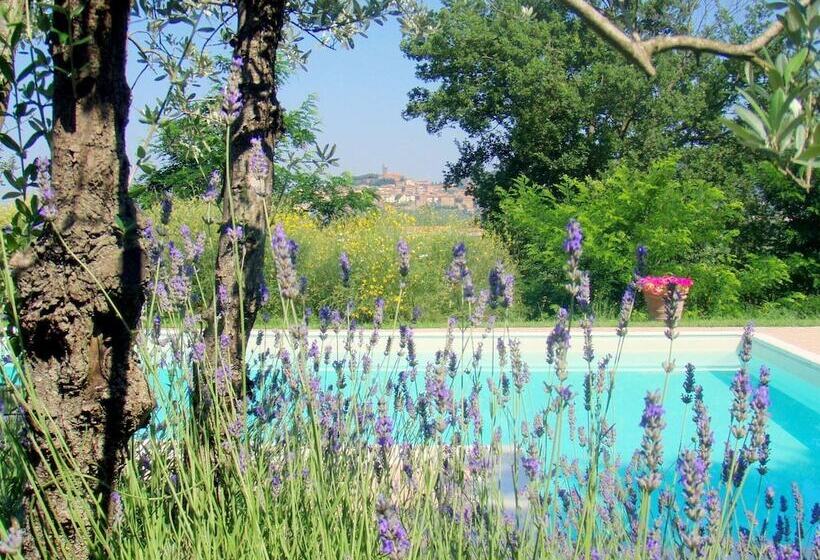 Characteristic Cottage With Private Pool