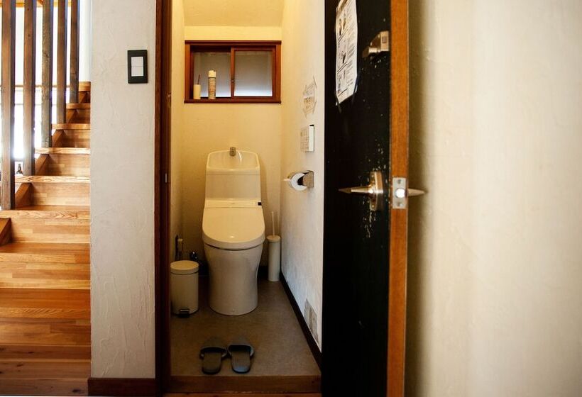 Guest House Nagatoro Nemaki Hostel