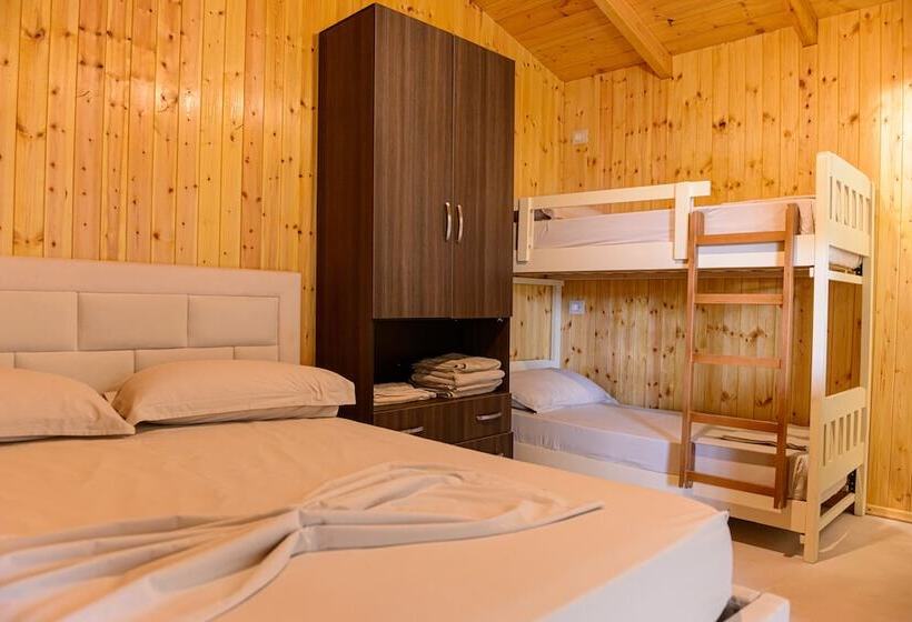 هتل Ecuador Resort