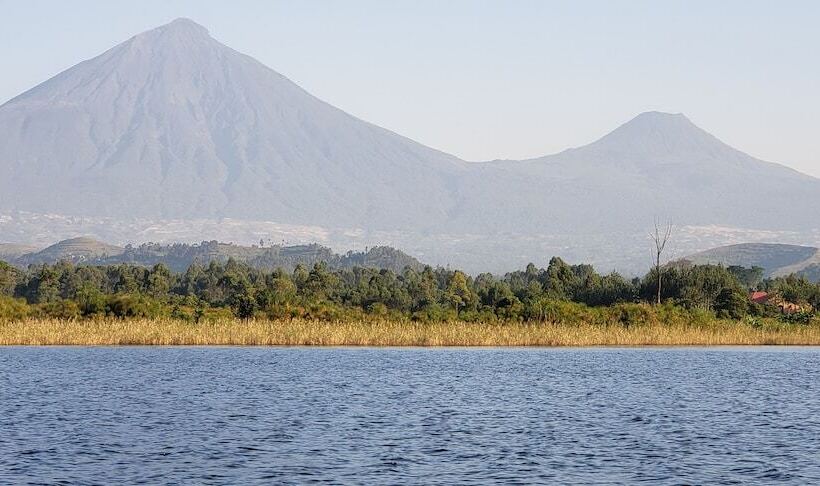 هتل Gahiza Island Retreat