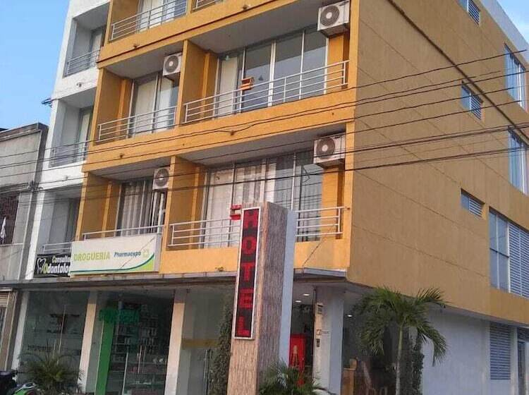 Отель Royalpark