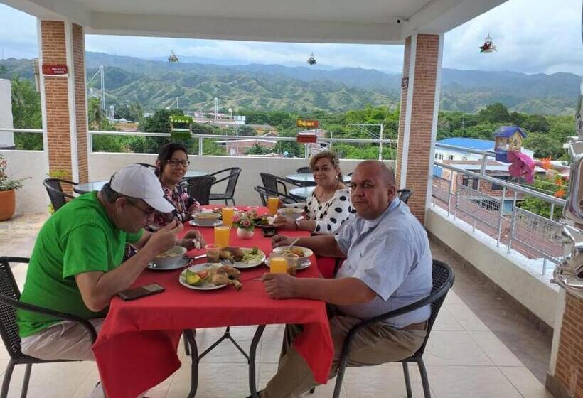 Отель Royalpark