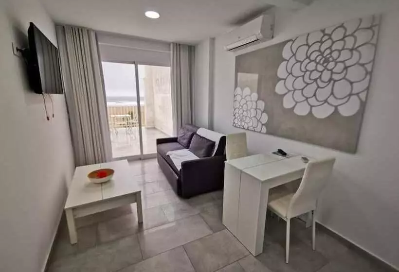 هتل Sol Playa Suites