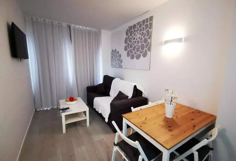 هتل Sol Playa Suites