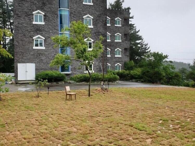 فندق Taean Famillie Boutique