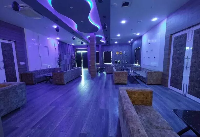 ホテル The Bhagwati Resort