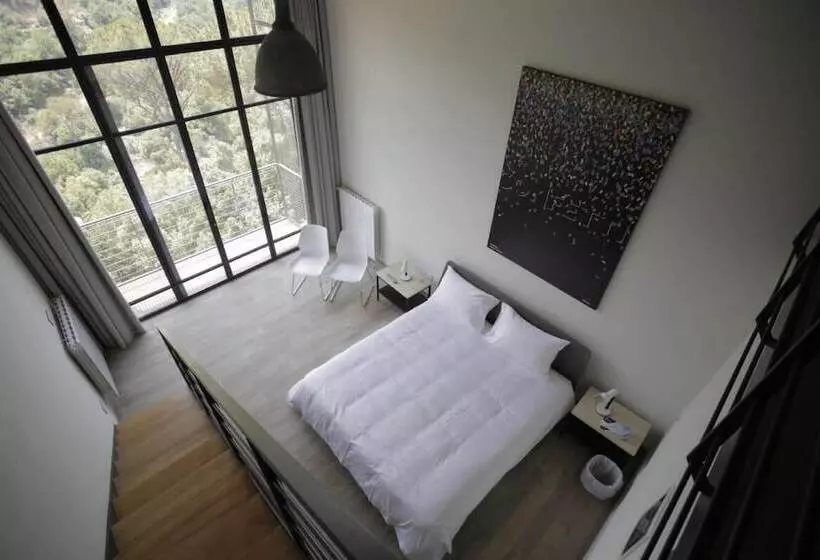 هتل The Silk Valley Resort