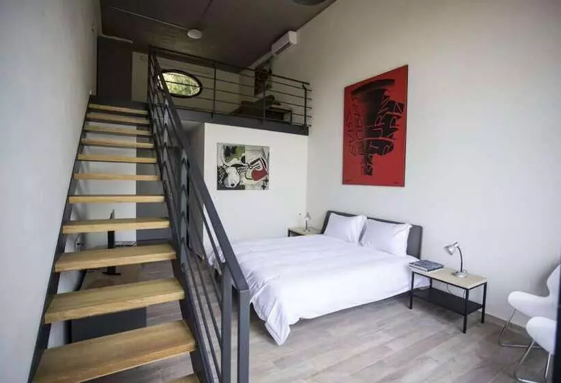 هتل The Silk Valley Resort