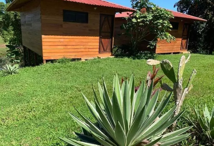 Hotelli Villa Rodeo Lodge