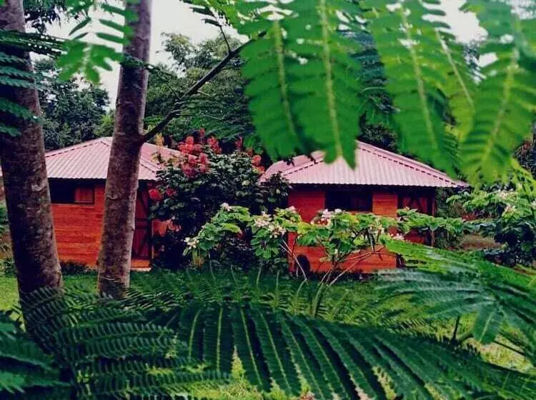 Hotelli Villa Rodeo Lodge