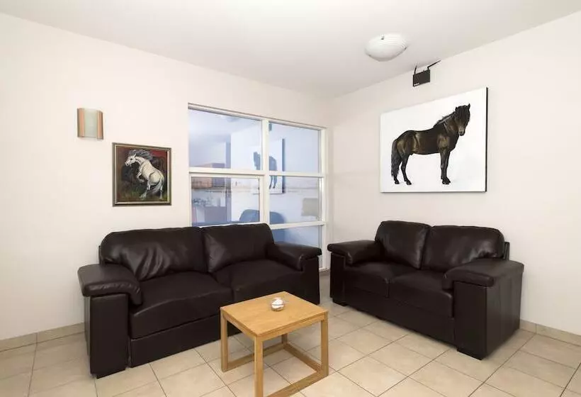 پانسیون Guesthouse Eldhestar