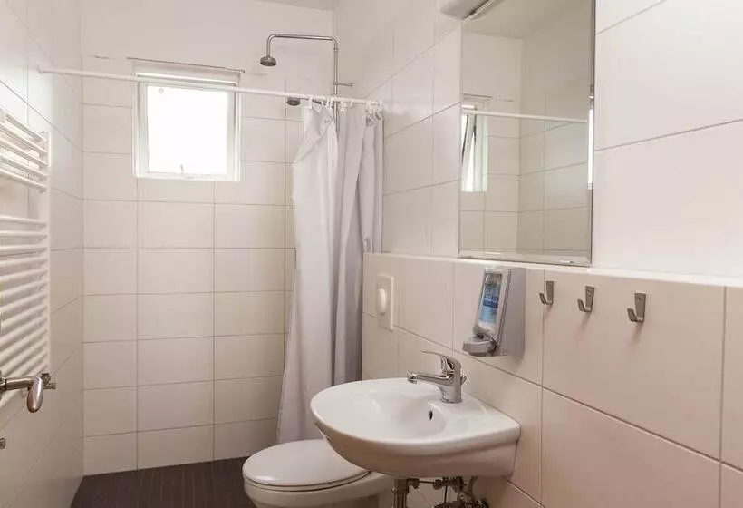 پانسیون Guesthouse Eldhestar