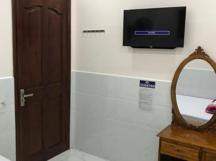 Pension (Hôtel basse catégorie) Hoang Anh