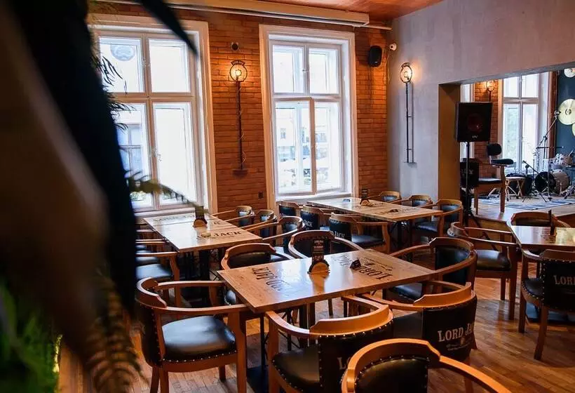 Majatalo Lord Jack Apartments