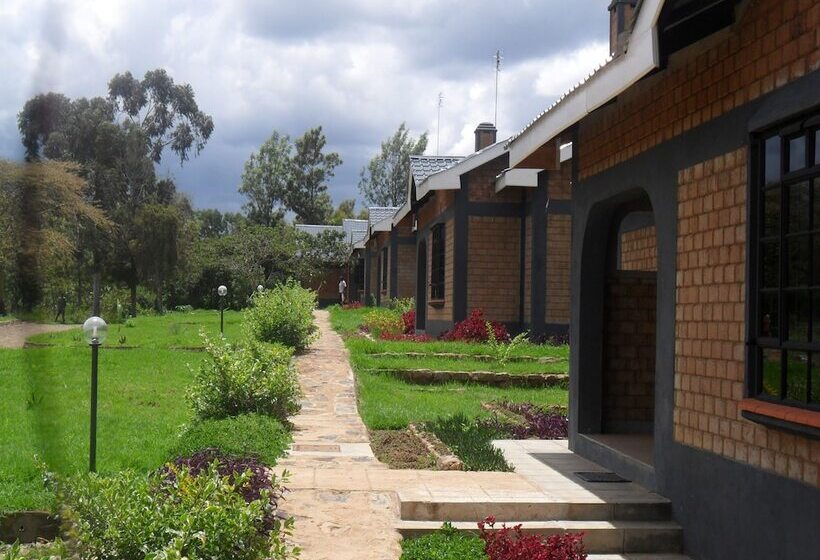 پانسیون The Old House Nanyuki