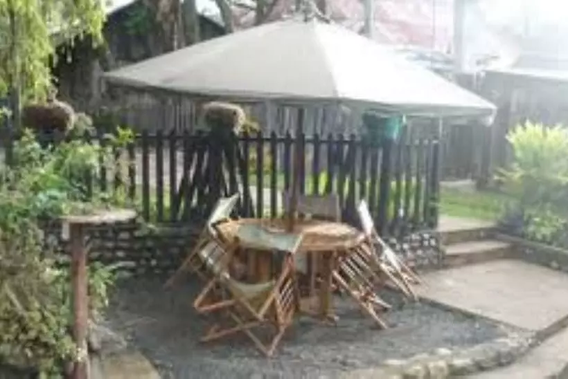 پانسیون The Old House Nanyuki