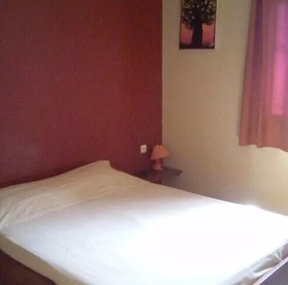 Aamiaismajoitus (B&B) Auberge Le Baobab