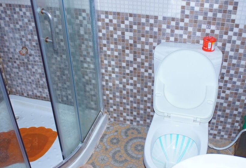 تختخواب و صبحانه Bells Guest House