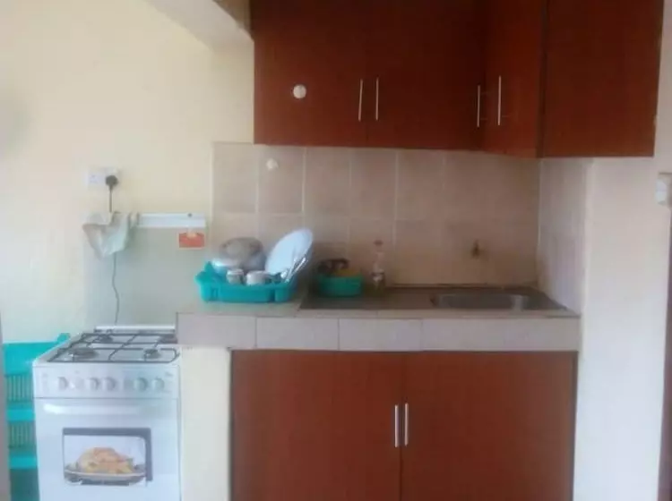 تختخواب و صبحانه Juja Modern Guest House