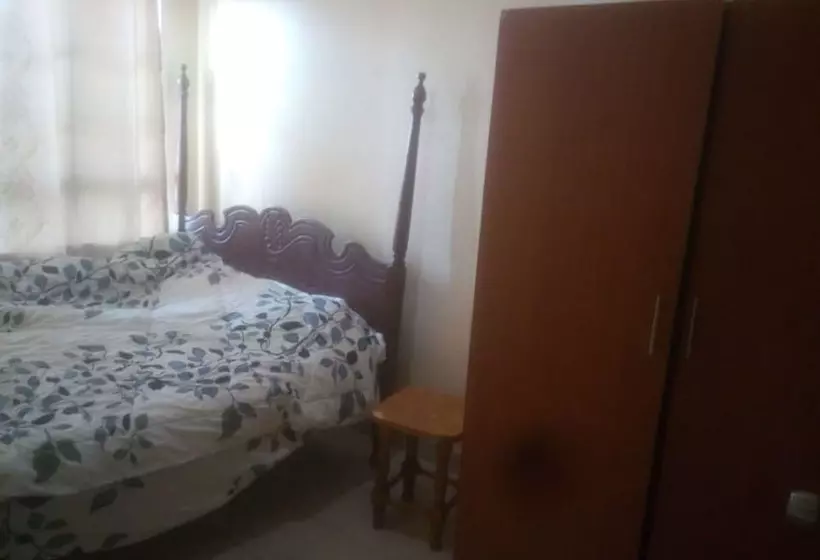 تختخواب و صبحانه Juja Modern Guest House