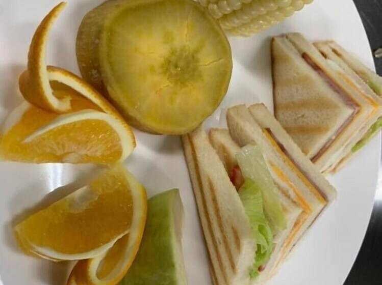 تختخواب و صبحانه Sanyi Ju Xiang Minsu