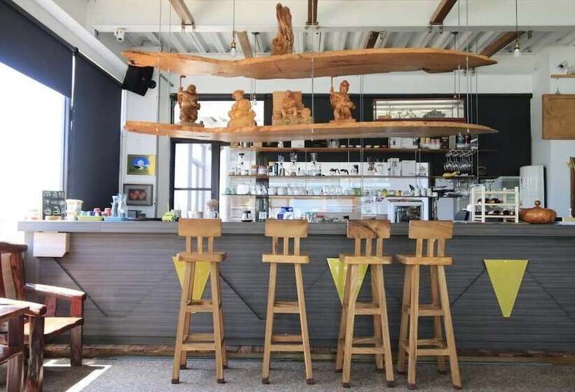 تختخواب و صبحانه Sanyi Ju Xiang Minsu