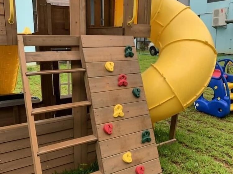 تختخواب و صبحانه Sanyi Ju Xiang Minsu