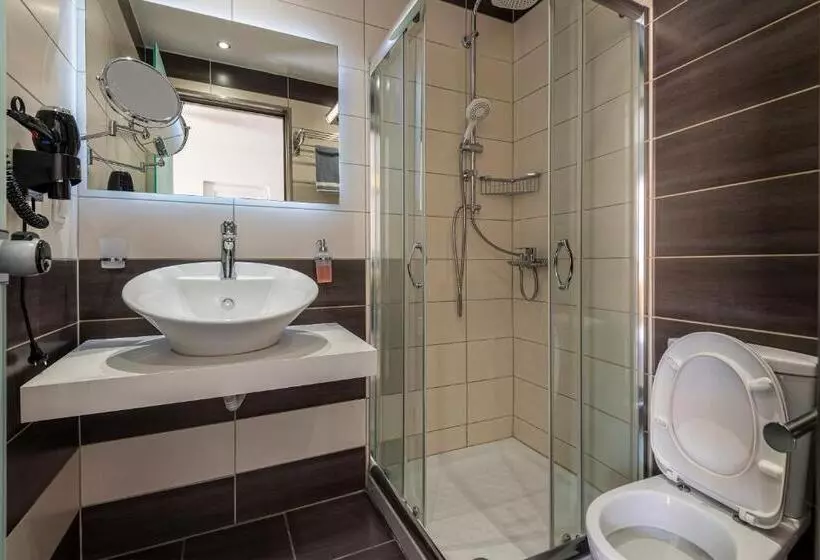 Cirillo Family Hotel Christinas Studios