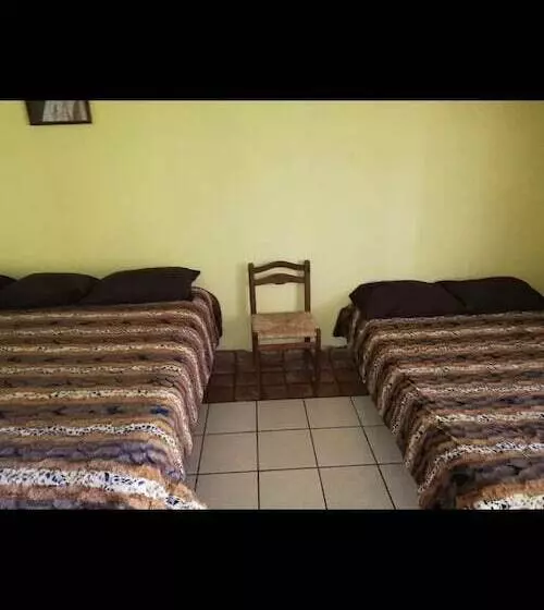 ホテル Cabanas La Decidia Sierra Del Tigre