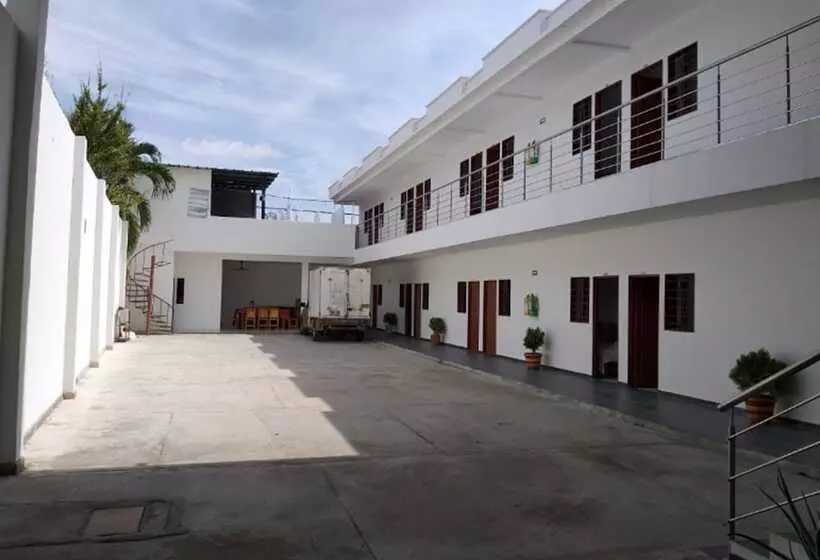 Hotelli Casino Royal Caribe