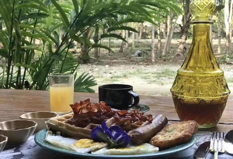 ホテル Hiraya Wellness Resort And Ecopark