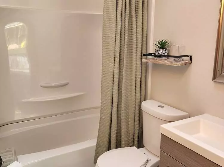 Hotelli Magnolia Streamside Resort